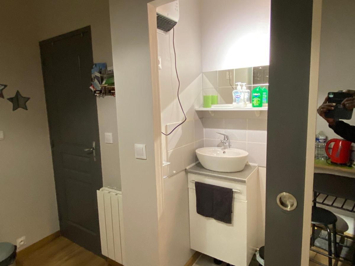 Sympathique Logement En Rez-De-Chausse, De 21M 2 Beauvais Exterior foto
