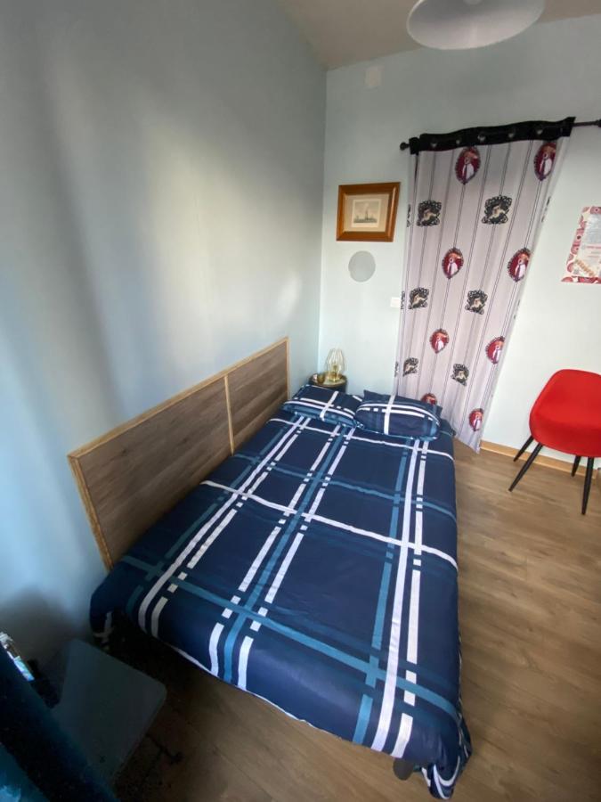 Sympathique Logement En Rez-De-Chausse, De 21M 2 Beauvais Exterior foto
